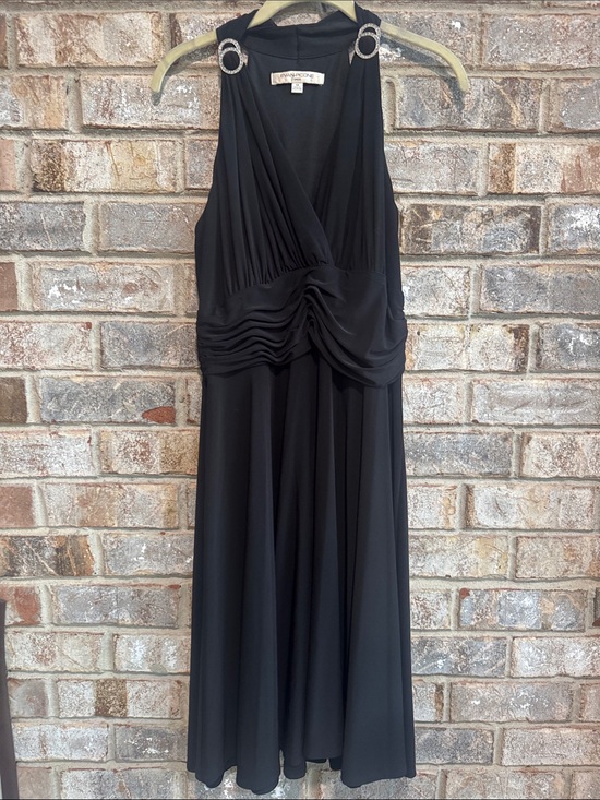 Evan Picone Dresses & Skirts - Evan Picone Black Sleeveless V-Neck Midi Dress with Rhinestone Shoulder Accents